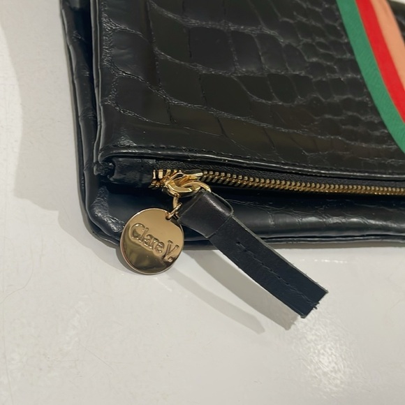 ⭐️Clare V. Foldover Leather Clutch—GORGEOUS!! Like New Condition Inside & Out! - Picture 2 of 12